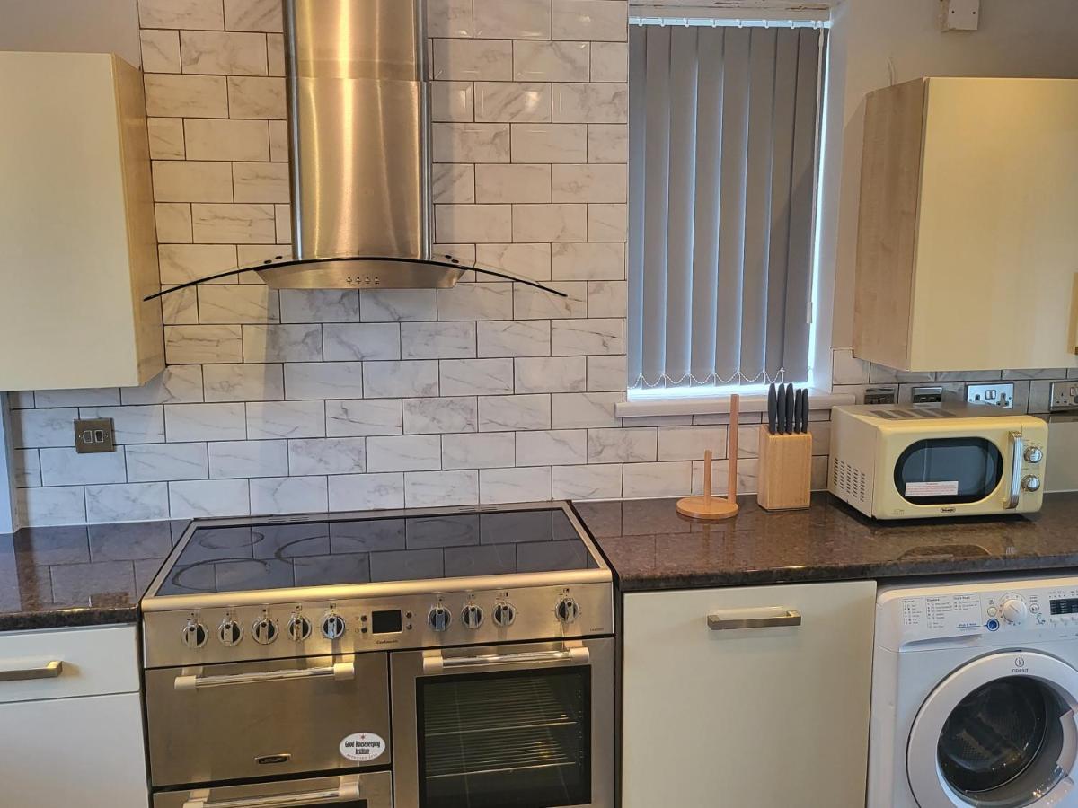 Spacious & Cosy Holiday Home In Manchester Dış mekan fotoğraf