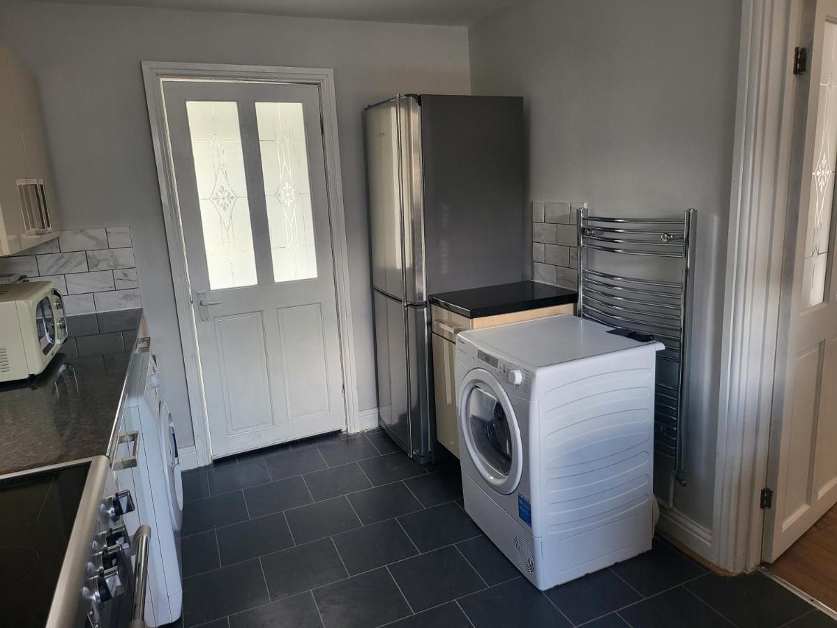 Spacious & Cosy Holiday Home In Manchester Dış mekan fotoğraf