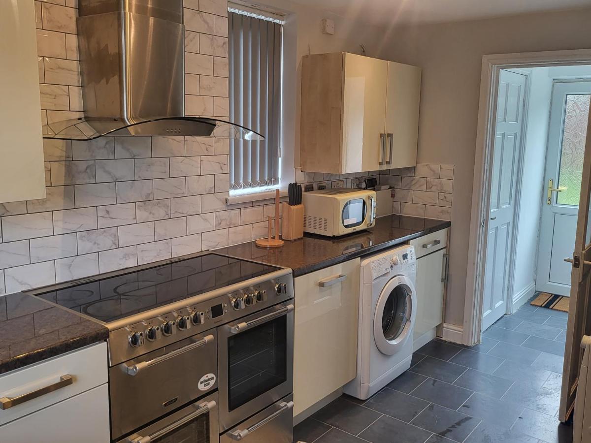 Spacious & Cosy Holiday Home In Manchester Dış mekan fotoğraf